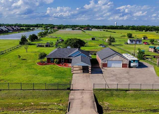 Property at 351 Pierce Rd, Red Oak, TX 75154, 3 beds, 2 baths