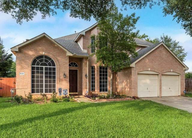 Property at 1124 Sugarberry Ln, Flower Mound, TX 75028, 4 beds, 2.5 baths