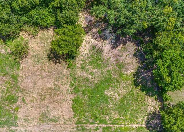 Property at 3106 Claibourne Blvd, Dallas, TX 75212