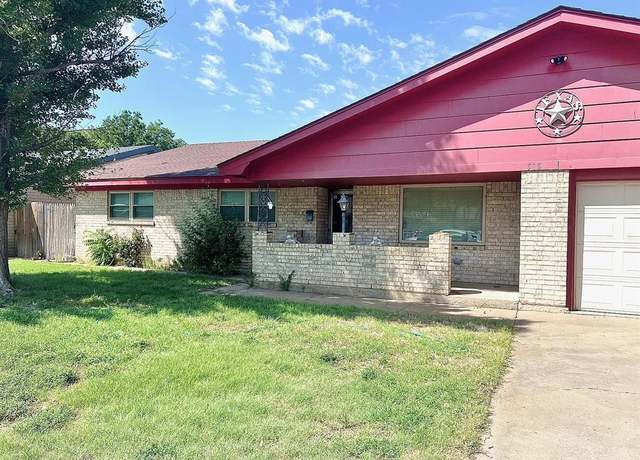 Property at 515 Belmont Dr, Dumas, TX 79029, 4 beds, 2 baths