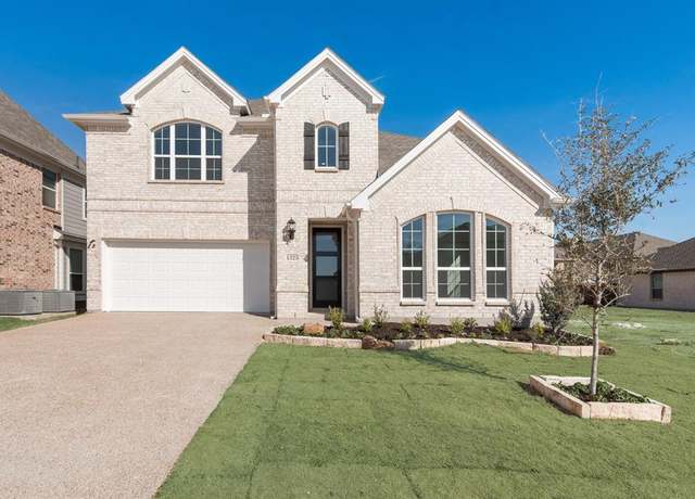 Property at 1323 Sundance Ln, Justin, TX 76247, 4 beds, 3 baths