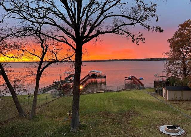 Property at 10040 Brinwood Dr, Wills Point, TX 75169, 3 beds, 3 baths