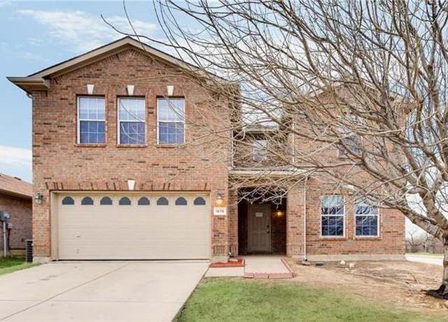 Property at 1676 Crown Point Dr, Little Elm, TX 75036, 5 beds, 3 baths