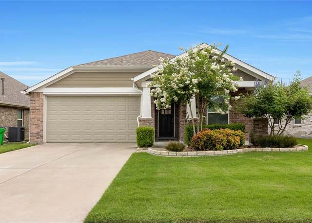 Property at 1808 Ranch Trail Rd, Aubrey, TX 76227, 3 beds, 2 baths