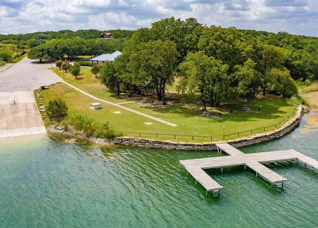 Property at 880 Sunfish Pt, Bluff Dale, TX 76433