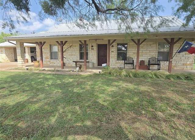 Property at 2702 Sky Harbour Dr, Granbury, TX 76049, 3 beds, 3 baths