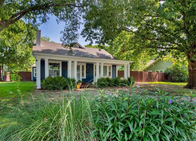 Property at 823 W Fischer St, Sherman, TX 75092, 3 beds, 2 baths