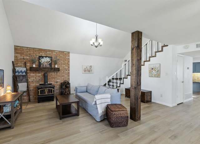 Property at 321 Shiloh Cir, Wylie, TX 75098, 3 beds, 2 baths