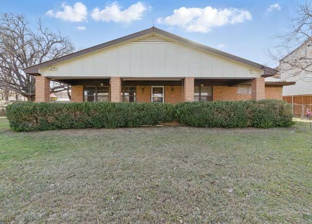 Property at 215 County Road 564, Eastland, TX 76448, 3 beds, 4 baths