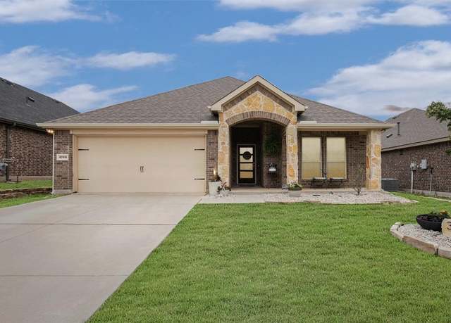 Property at 3709 Comal Dr, Little Elm, TX 75068, 3 beds, 2 baths