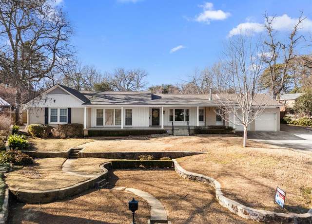 Property at 2715 S Robertson Ave, Tyler, TX 75701, 3 beds, 2.5 baths