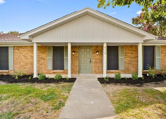 Property at 824 N 66th St, Waco, TX 76710, 3 beds, 2 baths