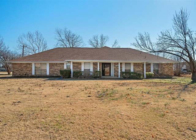 Property at 19218 Fm 740, Forney, TX 75126, 4 beds, 3 baths