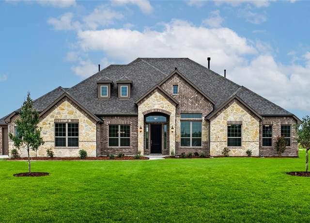 Property at 8310 Forest Glade, Greenville, TX 75402, 4 beds, 3.5 baths