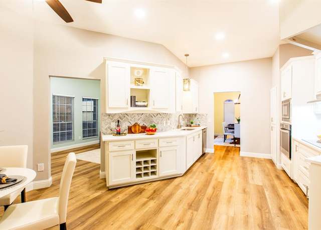 Property at 411 Rocky Glen Cir, Murphy, TX 75094, 4 beds, 2 baths