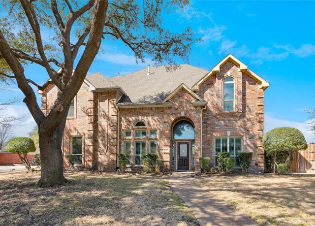 Property at 5505 Lomita Cir, Plano, TX 75023, 5 beds, 3 baths