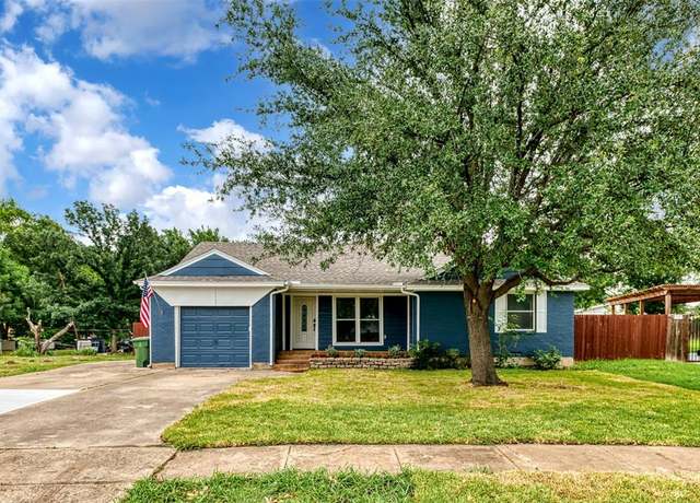 Property at 1413 Hill St, Grapevine, TX 76051, 4 beds, 2 baths