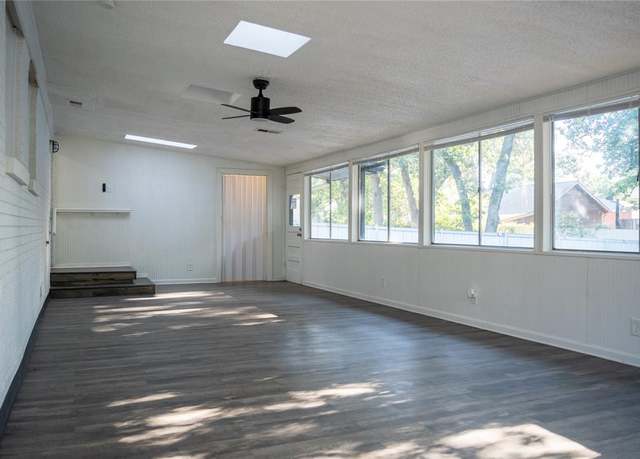 Property at 1014 Lucille St, Irving, TX 75060, 3 beds, 2 baths