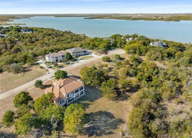 Property at 1123 Mallard Pointe Dr, Grand Prairie, TX 75104