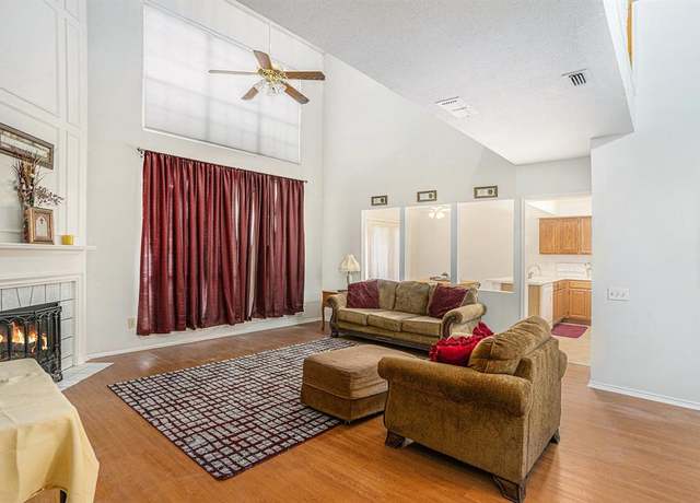 Property at 6204 Pennsylvania Ave, Arlington, TX 76017, 4 beds, 2.5 baths