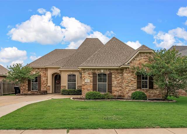 Property at 615 Canoe Trl, Bossier City, LA 71111, 3 beds, 2 baths
