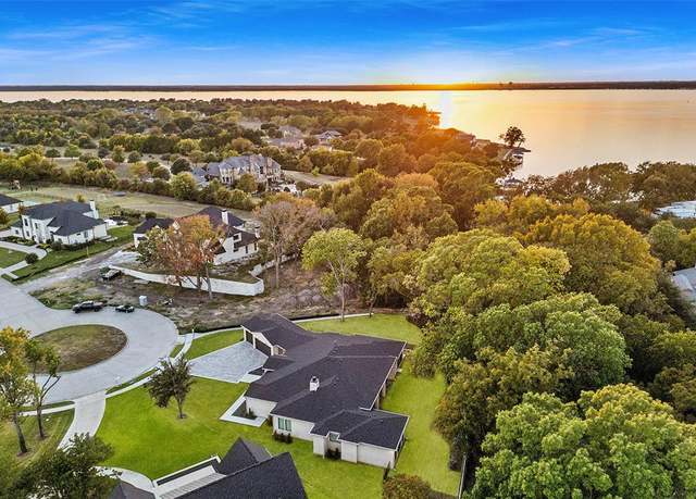 Property at 137 Ambrosia Ln, Heath, TX 75032, 4 beds, 4.5 baths