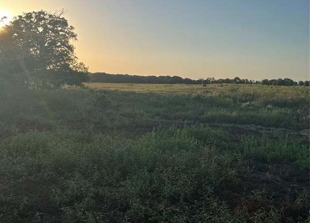 Property at 527 County Road 3351, Saltillo, TX 75478