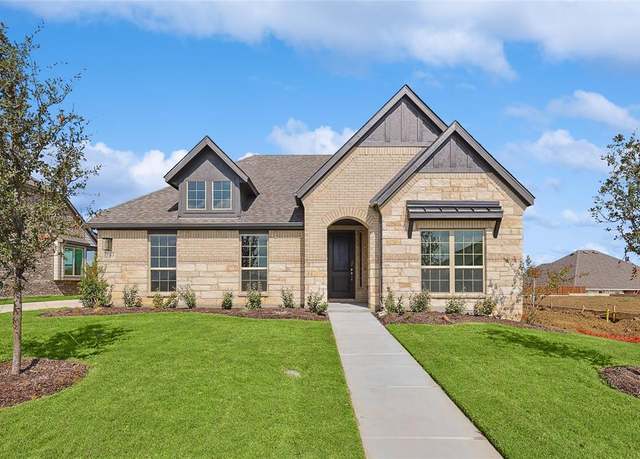 Property at 753 Carriage Hill Rd, Midlothian, TX 76065, 4 beds, 3 baths