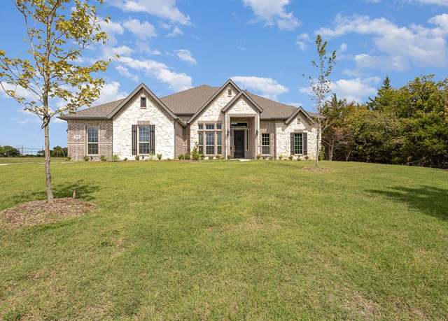Property at 1236 Jungle Dr, Forney, TX 75126, 4 beds, 3 baths
