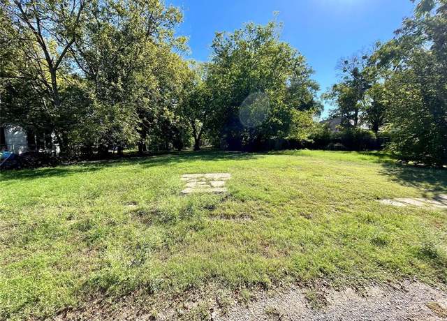 Property at 1306 Church St, Commerce, TX 75428