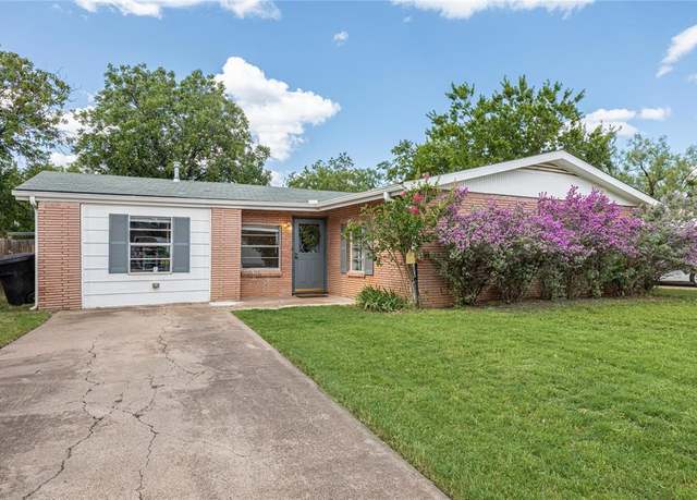 Property at 2104 N 7th St, Abilene, TX 79603, 3 beds, 1.5 baths