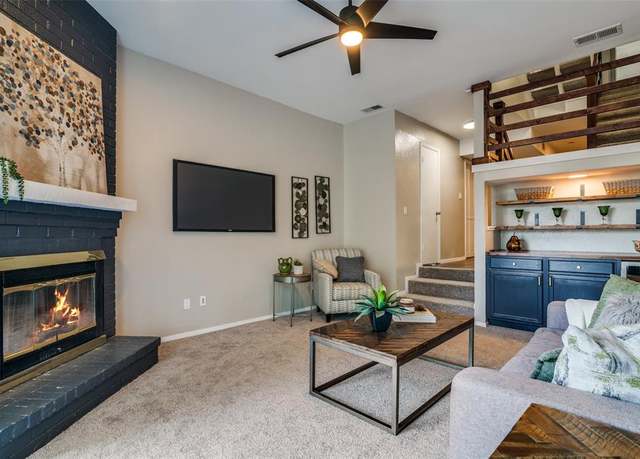 Property at 3905 Village Dr, Rockwall, TX 75087, 3 beds, 3.5 baths