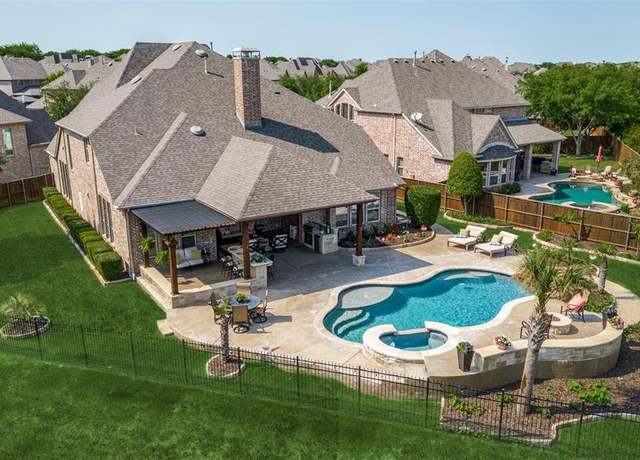 Property at 6501 Camelback Dr, Mckinney, TX 75071, 5 beds, 5.5 baths
