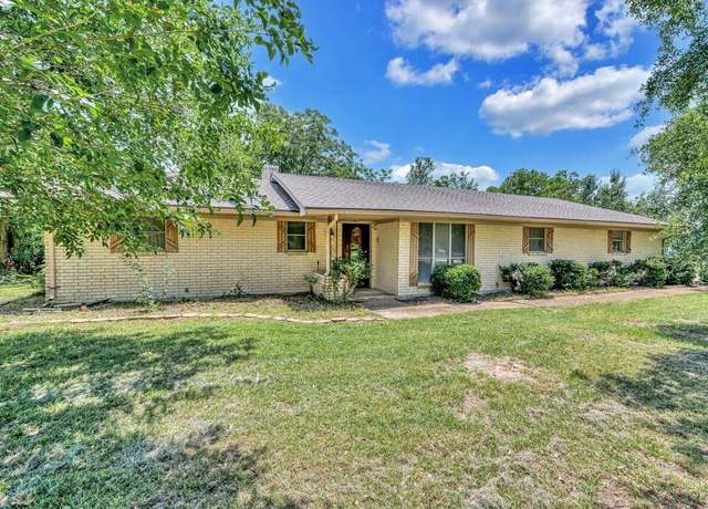 Property at 1700 Sunset Rd, Robinson, TX 76706, 4 beds, 2.5 baths