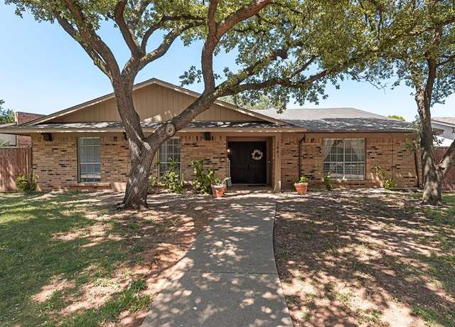 Property at 1441 Dogwood Trl, Lewisville, TX 75067, 3 beds, 2 baths