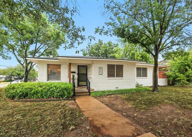 Property at 4551 Cockrell Ave, Fort Worth, TX 76133, 3 beds, 2 baths