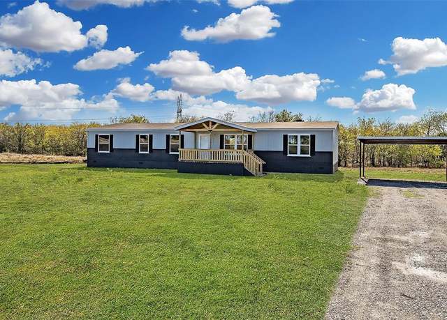Property at 5009 Dove St, Greenville, TX 75402, 5 beds, 2 baths