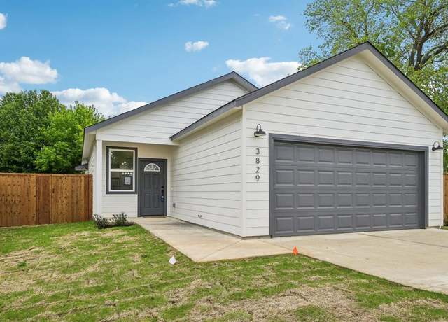 Property at 3829 Lands End Ct, Granbury, TX 76048, 3 beds, 2 baths