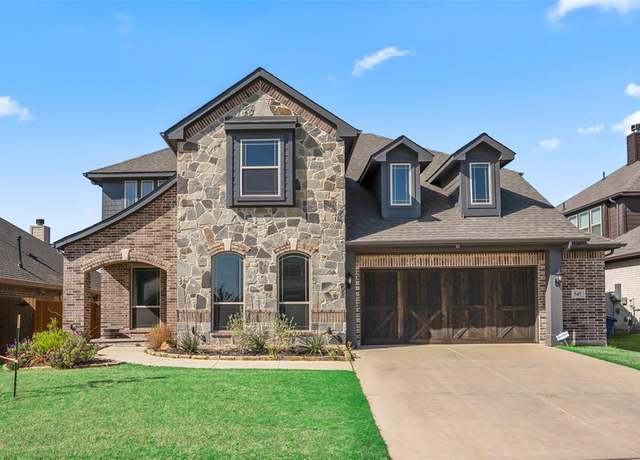 Property at 545 Ramon St, Burleson, TX 76028, 4 beds, 3.5 baths