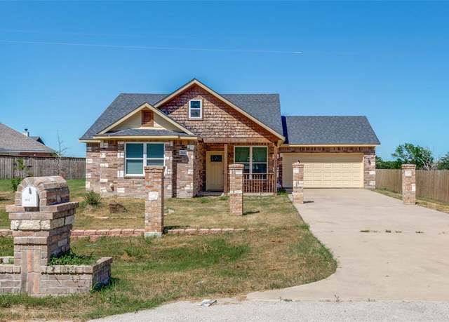 Property at 2412 Colquitt Rd, Terrell, TX 75160, 3 beds, 2 baths
