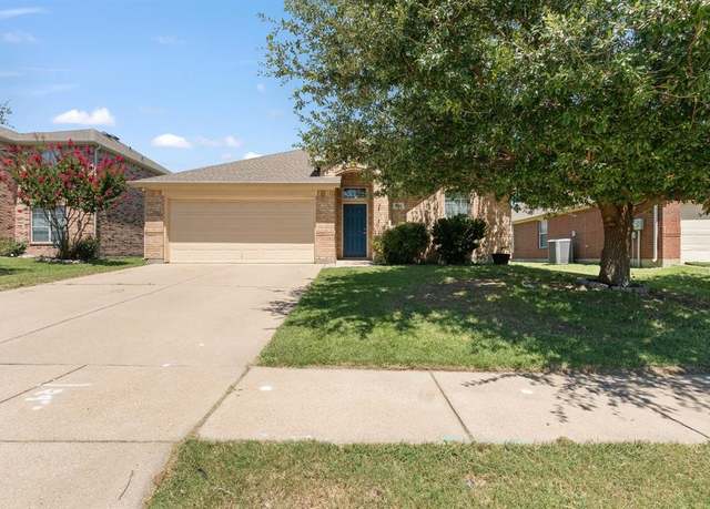 Property at 904 Brighton Way, Burleson, TX 76028, 4 beds, 2 baths