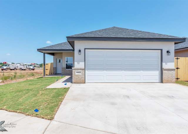 Property at 1932 High Noon, Abilene, TX 79602, 3 beds, 2 baths