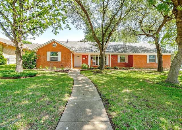 Property at 6237 Whitman Ave, Fort Worth, TX 76133, 4 beds, 3 baths