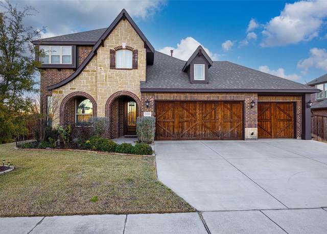 Property at 310 Hawthorn Dr, Wylie, TX 75098, 4 beds, 2.5 baths