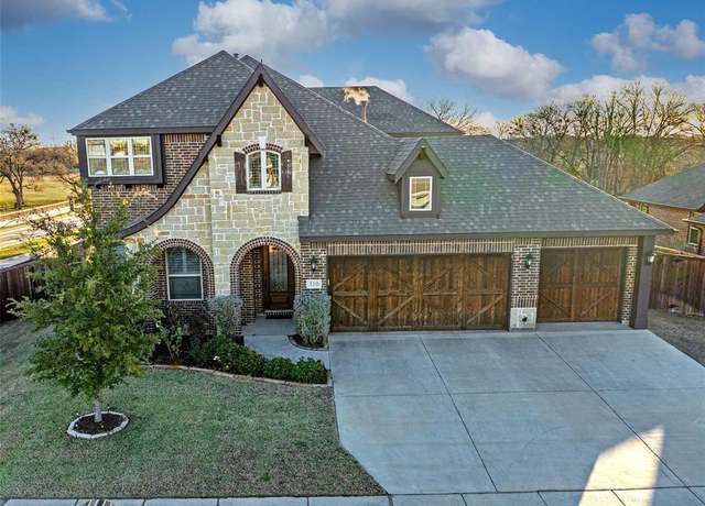 Property at 310 Hawthorn Dr, Wylie, TX 75098, 4 beds, 2.5 baths