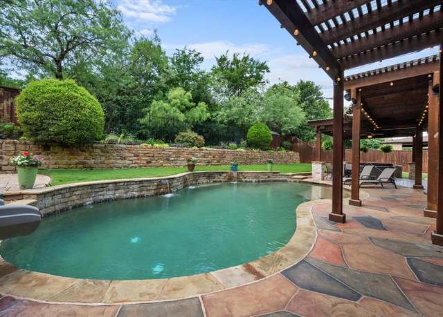 Property at 1205 Platte Dr, Mansfield, TX 76063, 4 beds, 3.5 baths