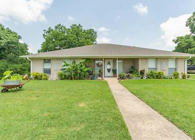 Property at 500 W Hwy 31, Dawson, TX 76639, 3 beds, 2.5 baths