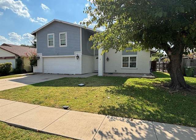 Property at 2113 Via Del Norte, Carrollton, TX 75006, 4 beds, 2.5 baths