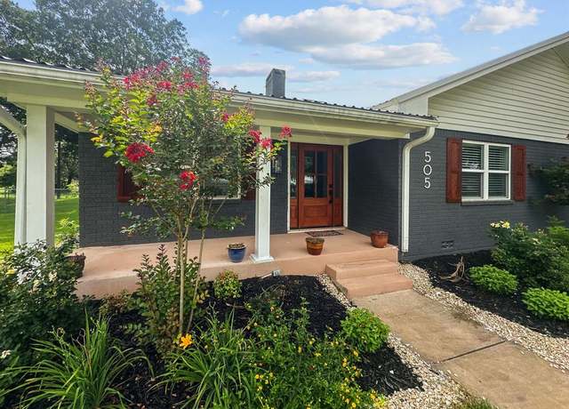 Property at 505 S Nancy Ann St, Hamilton, TX 76531, 3 beds, 2.5 baths
