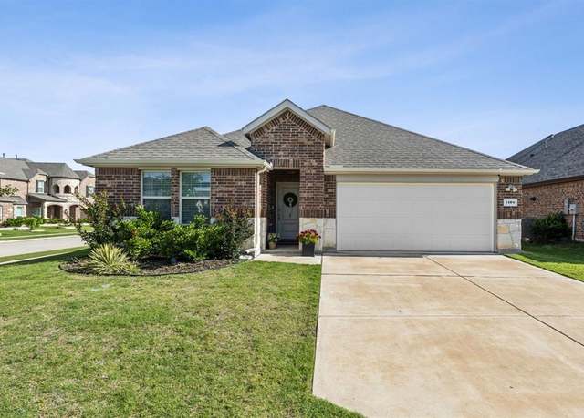 Property at 1104 Egret Way, Celina, TX 75009, 4 beds, 3 baths